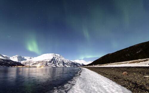 03885_lyngenlights_3840x2400.jpeg