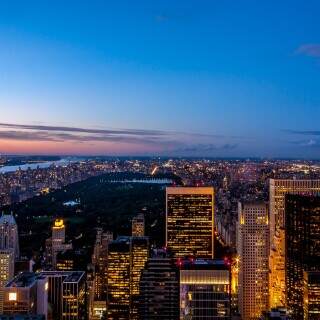 03931_newyorkskylineatdusk_3840x2400
