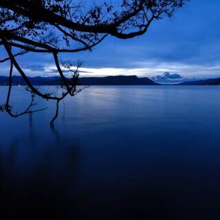 dawnonlaketoba
