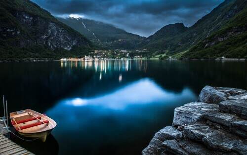 geirangeratnight.jpeg
