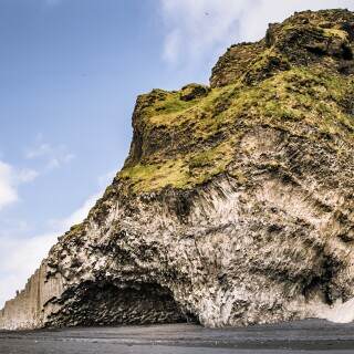 icelanddyrholaeycave