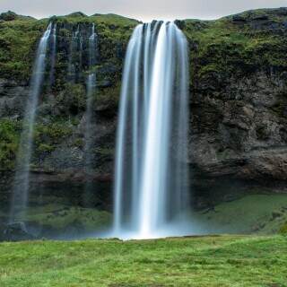seljalandsfosswaterfall