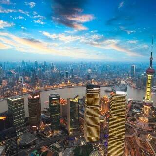 standingatthetopofshanghaijinmaotower